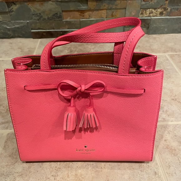 Kate Spade New York: Hayes Street Small Isobel Satchel - Authentic Tags shown - Picture 2 of 9